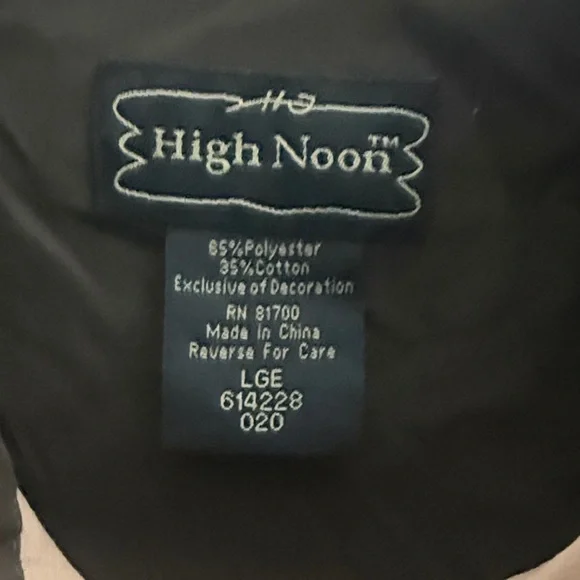 Nice Vintage style Western snap button shirt- Very cool shirt- - Picture 2 of 3